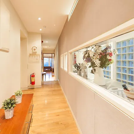 Grafton Street Apartment *