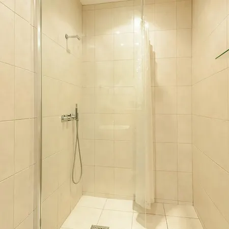 Grafton Street Apartment *